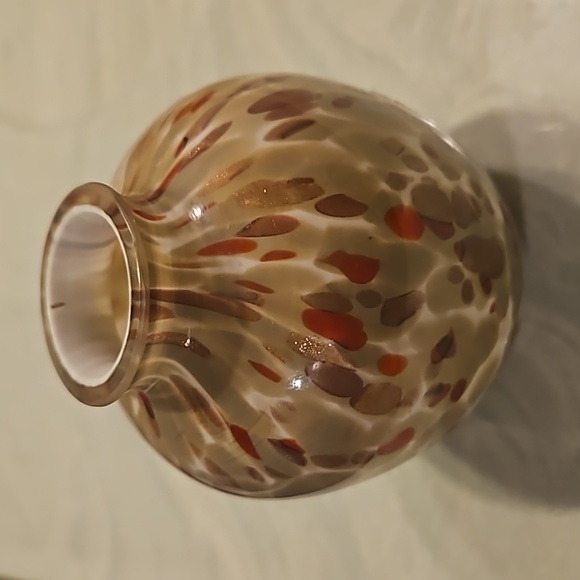 Small blown glass spotted vase - Picture 5 of 5